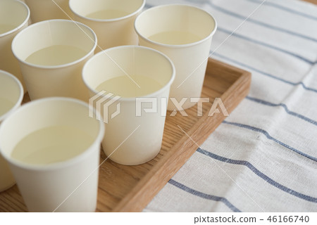 Drinking water Drinking water 46166740