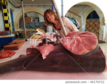 Woman at fish market Woman at fish market 46170722