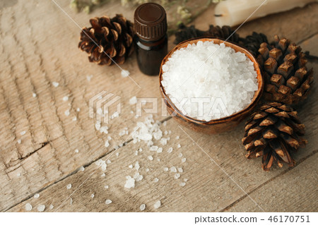 Spa and wellness setting with sea salt Spa and wellness setting with sea salt 46170751