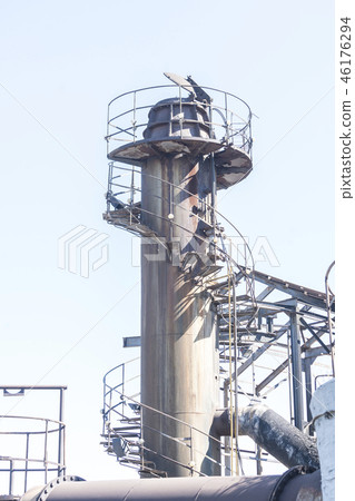 工廠的煙囪在北京 46176294