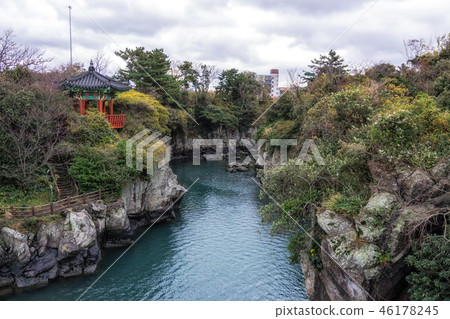 Yongyeon Pond rock scenery Yongyeon Pond rock scenery 46178245