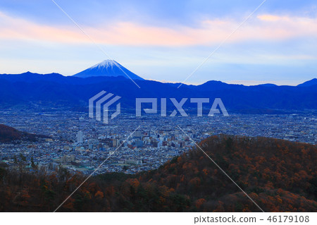 Kofu Basin dawn seen from Lake Chiyoda Lake Hakusan 46179108
