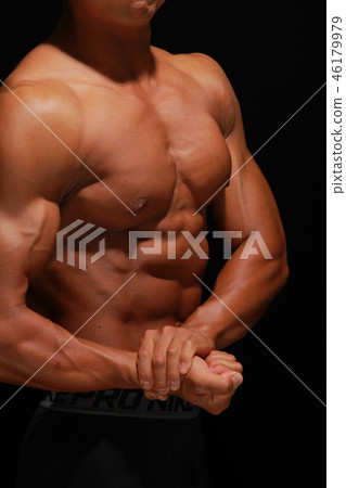 Large chest muscle Large chest muscle 46179979