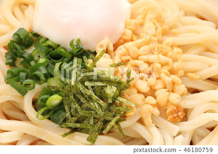 用熱球蒸烏冬面（冷）。 46180759