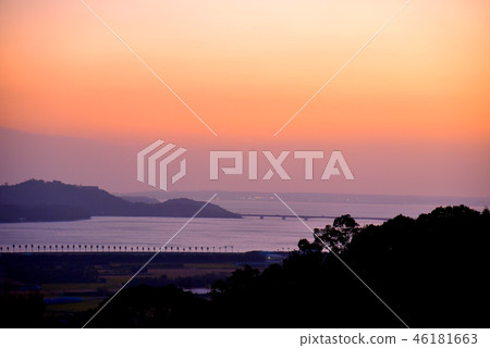 Dusk of Lake Hamana Dusk of Lake Hamana 46181663