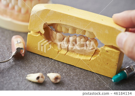 牙醫形象 46184134