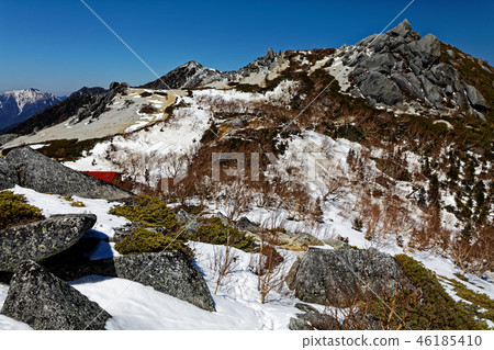 Looking at Mt. Yakushidake and Mt. Kanon from Southern Alps 46185410
