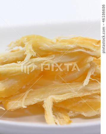 質樸的小吃“熏雞的薩基” 46186686