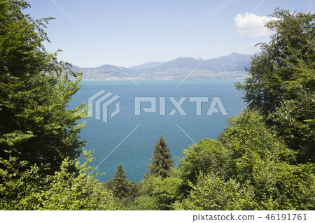 Look through at lake Geneva (France, Switzerland) Look through at lake Geneva (France, Switzerland) 46191761