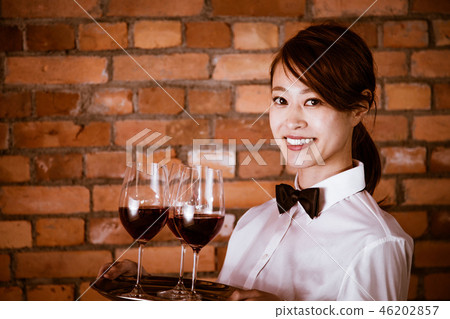 酒員女人 46202857