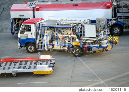 Refueling car Refueling car 46205146