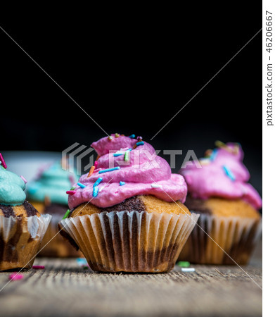 Chocolate cupcake with cream Chocolate cupcake with cream 46206667