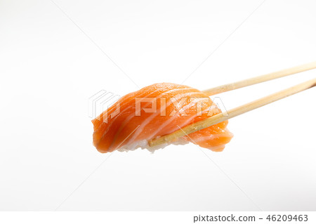 Salmon Sushi on whtie plate Salmon Sushi on whtie plate 46209463