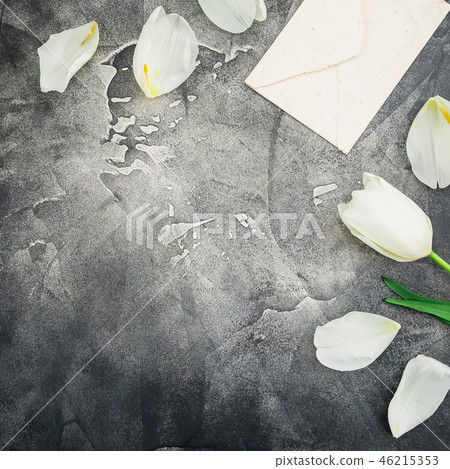 Floral composition with white tulip flowers, paper Floral composition with white tulip flowers, paper 46215353