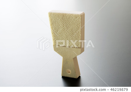 Shark skin peel 46219879