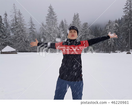 Happy winter time. Well dressed enjoying the winter Happy winter time. Well dressed enjoying the winter 46220981