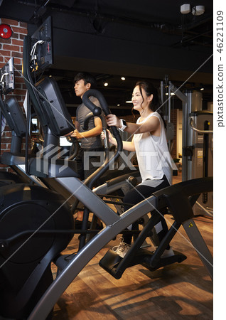 健身健身房 46221109