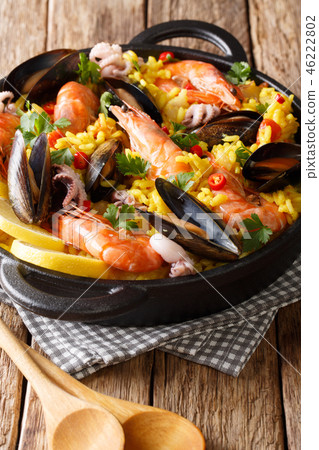 Spanish paella with shrimps, mussels, fish Spanish paella with shrimps, mussels, fish 46222802