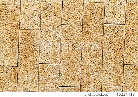 Dried wheat bread 46224418