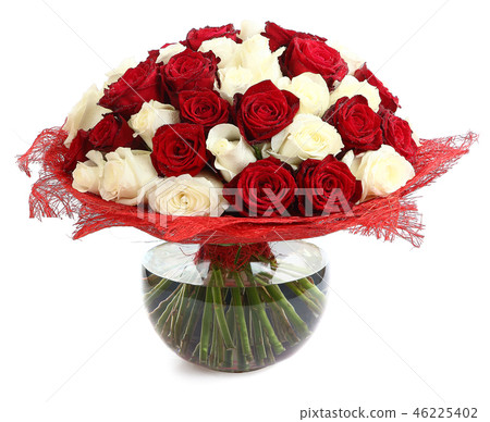 Floral compositions of red and white roses 46225402