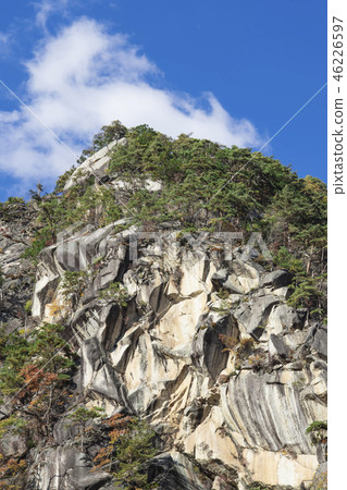 Shosenkyo Goryo Shosenkyo Autumn image Autumn leaves Autumnal composition in the mountains 46226597