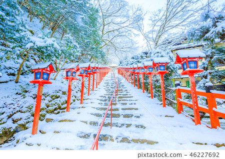 Kyoto Kifune Shrine in winter 46227692