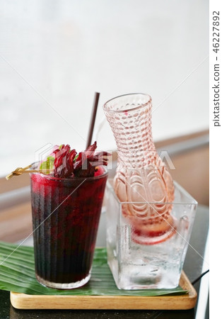 Hibiscus tea, roselle tea, glaci up juice, Nam glaci up Hibiscus tea, roselle tea, glaci up juice, Nam glaci up 46227892