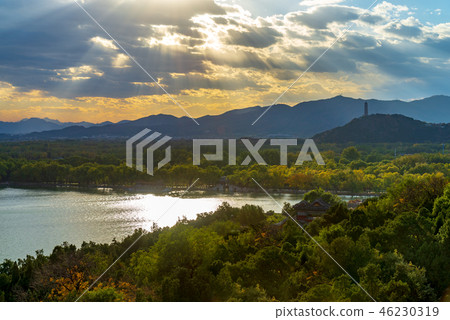 中國北京旅遊景點頤和園夕陽 中国北京観光スポット頤和園 Summer Palace Beijing 46230319