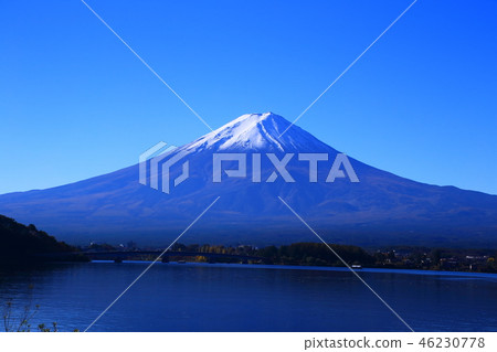 Kawaguchiko and Mt. Fuji 46230778