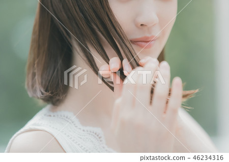 female, lady, woman 46234316