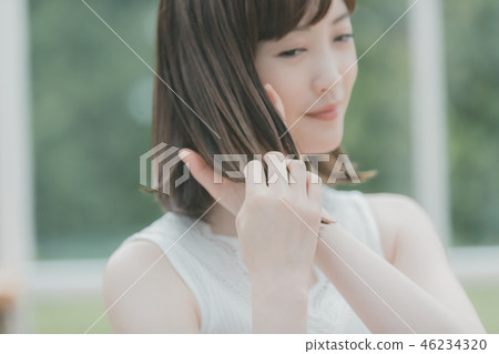 female, lady, woman 46234320