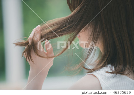 hair, hairs, female 46235639