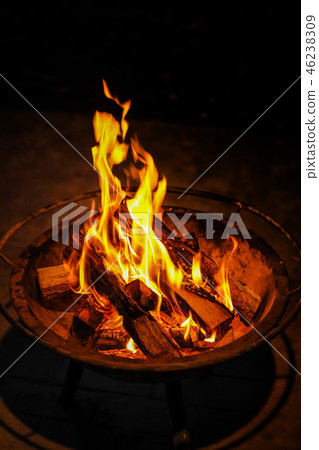 篝火晚上安靜的篝火戶外 46238309
