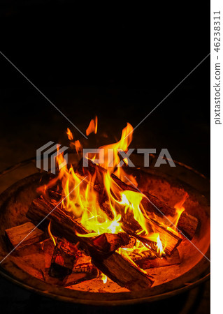 篝火晚上安靜的篝火戶外 46238311