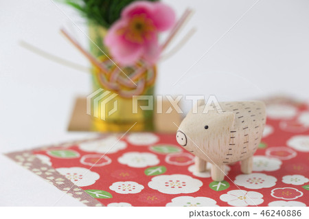 新年的野豬材料 46240886