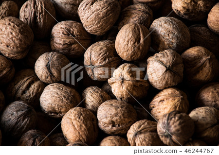tasty walnuts background 46244767