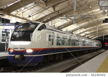 Express 65 Series Express Yuri Shirahara 46246404