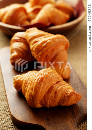 Croissant Croissant 46249268