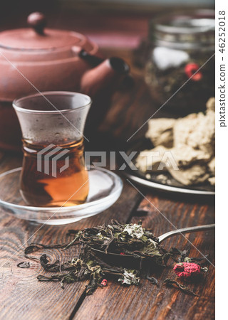 Raspberry herbal tea 46252018