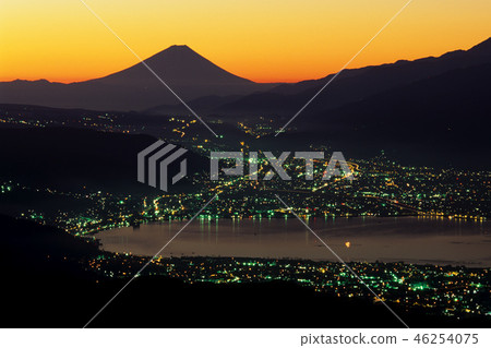 Unseen Lake Suwa 46254075