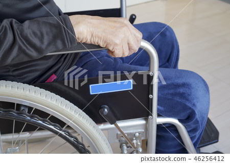 老人輪椅手 46256412