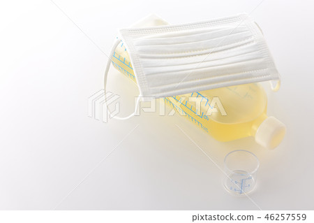 面膜和感冒藥 面膜和感冒藥 46257559