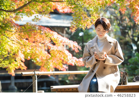 Girls' trip Fall Autumn green leaves Travel image 46258823