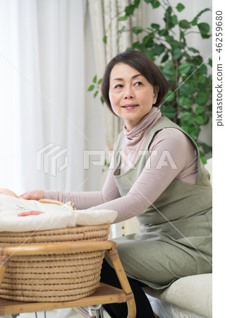 Mature age lady Mature age lady 46259680
