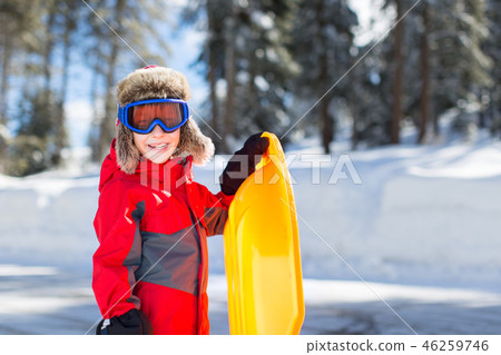 kid at winter 46259746