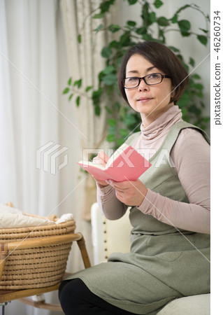 成熟的女人（手焦點） 46260734