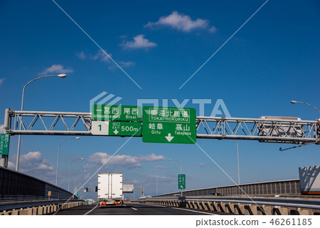 A truck traveling on the Tokai-Hokuriku Road, Ichinomiya Nishi Exit (Aichi Prefecture) A truck traveling on the Tokai-Hokuriku Road, Ichinomiya Nishi Exit (Aichi Prefecture) 46261185