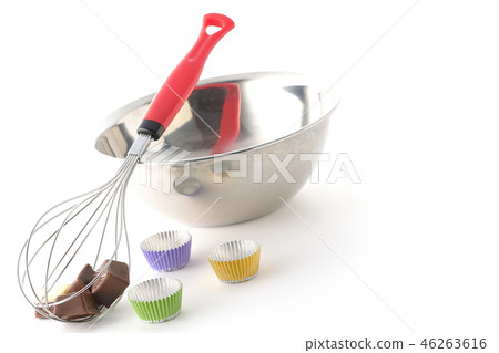 Making sweets Making sweets 46263616