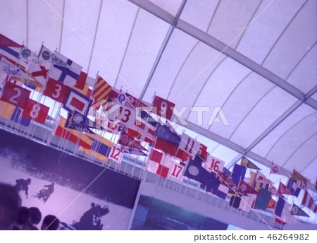 1970年3月15日183天日本世博會大阪77個國家參加了參加6400萬旗幟 46264982