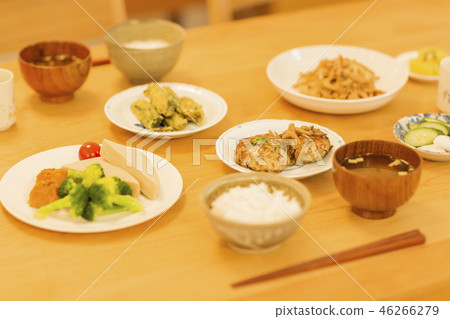 A meal 46266279